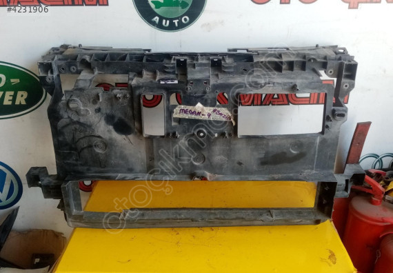 RENAULT MEGANE 4 2017-19 ÖN PANEL