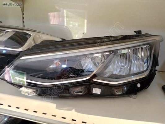 VOSWAGEN GOLF 8 SOL ÖN FAR FULLET