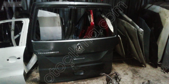 Transporter arka bagaj kapısı çıkma