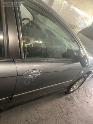 Citroën C5 sağ ön kapı