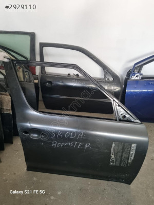 SKODA ROOMSTER SAĞ ÖN KAPI OMY OTO'DAN
