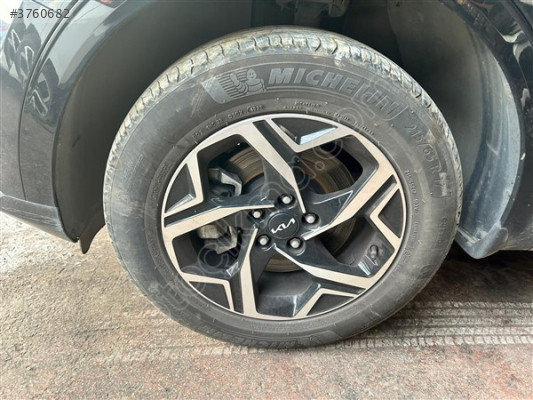 2023 Kia Sportage 17 İnç Jant