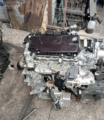Renault trafik 2.0dci dolu garantili orjinal motor montaj yapılır