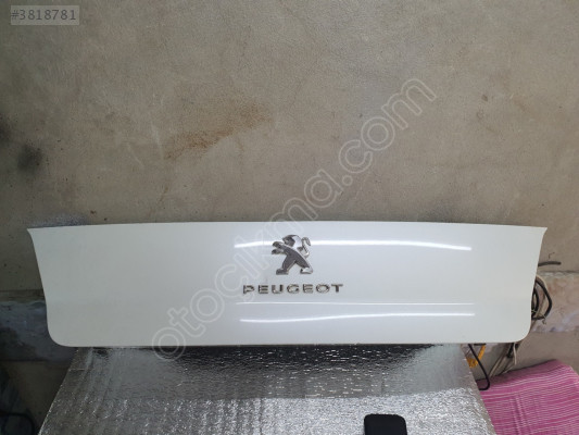 PEUGEOT 508 BAGAJ KAPAĞI KAPLAMASI