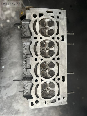 1.4 16 VALF ET3 ÇIKMA ORJİNAL SİLİNDİR KAPAĞI 206