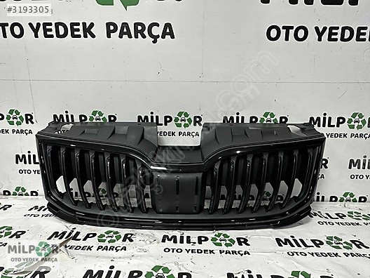 SKODA OCTAVİA 2018/2021 ÖN PANJUR SİYAH HATASIZ SIFIR 5e0853653a