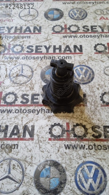 1T0803899 Golf 8 2022 stepne baglantı aparatı