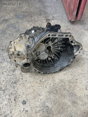 MERCEDES BENZ VİTO 1.6 DİZEL ŞANZIMAN KOMPLE