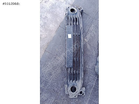 Renault Clio4 ön tampon ızgarası orijinal 900 TL