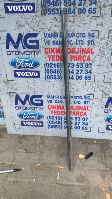 VOLVO V40 CAM SIYIRICI ÇITASI 31278605