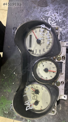 TOYOTA RAV 4 KM SAATİ