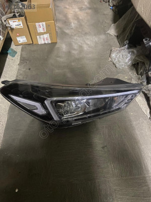 HYUNDAI TUCSON SAĞ FAR