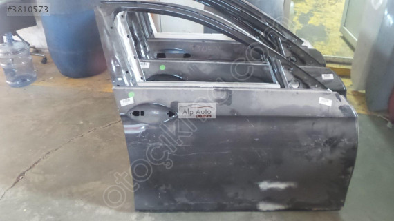 BMW F10 5 SERİSİ ÇIKMA SAĞ ÖN KAPI