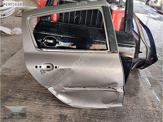 Clio 3 arka sağ kapı