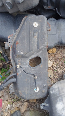 Ford Fiesta flair 97_2001 yakıt deposu yedek parça