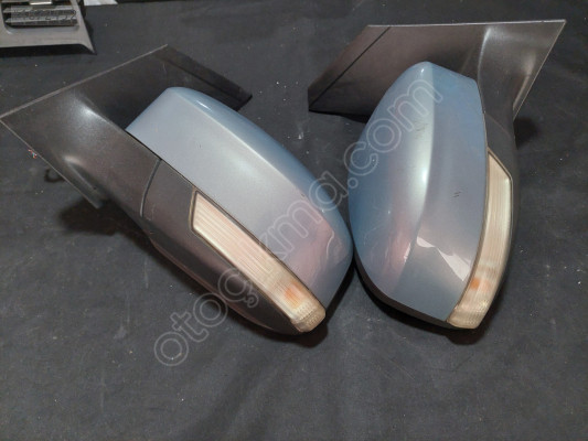 FORD FOCUS 2 2.5 DIŞ DİKİZ AYNASI SAG VE SOL SINYALLI TIP