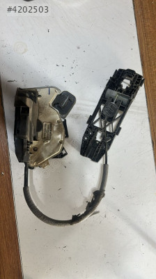 2012-2016 VW Jetta Orjinal Çıkma Sağ Arka Kapı Kilidi