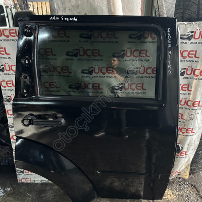 DODGE NİTRO SAĞ ARKA KAPI ÜÇEL OTO ÇIKMA BURSA