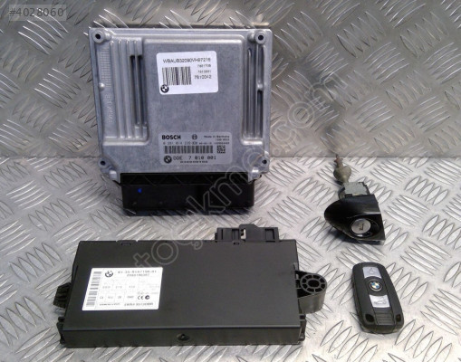 Motor ECU Anahtar Kilidi CAS Modülü 118d N47D20A 7810001 BMW E81