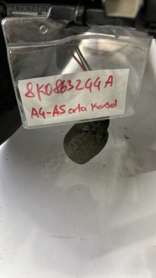 AUDİ A4 09-14  ÇIKMA VİTES ORTA KONSOLU -  8K0864981