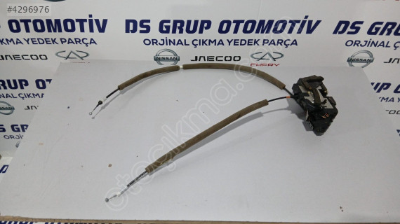 NiSSAN QASHQAI J11 SAĞ ÖN KAPI KİLİDİ ORİJİNAL