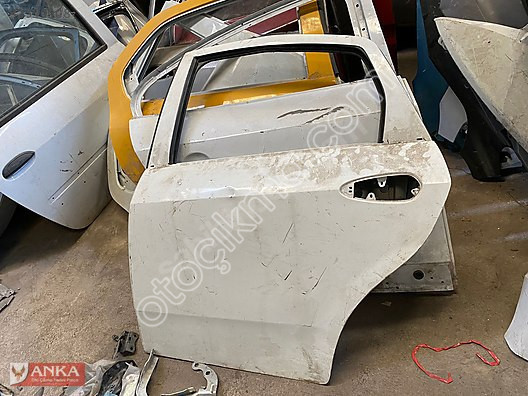 FIAT LİNEA ÇIKMA SOL ARKA KAPI