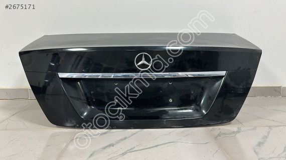 2011-13 MODEL MERCEDES C180 HATASIZ ORJ ÇIKMA BAĞAJ KAPAĞI