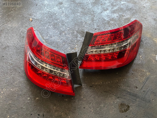 MERCEDES W212 SAĞ SOL ARKA STOP ORJİNAL ÇIKMA PARÇA