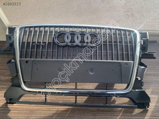 Audi Q5 2008- Ön Panjur Nikelajlı Orjinal 8R0853651