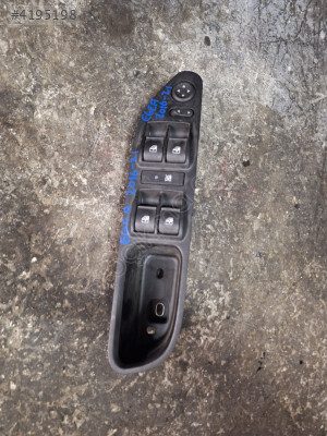 FİAT EGEA 2016-2021 ARASI SOL ÖN DÖRTLÜ CAM DÜĞMESİ ÇIKMA ORJİNAL