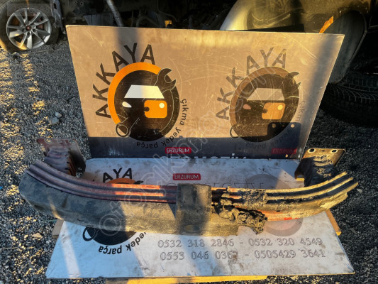 Fiat Linea ön Tampon Demiri Orjinal Çıkma