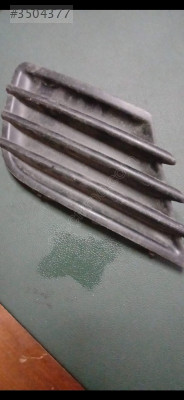 9688075377 Peugeot 207 sağ sis kapağı