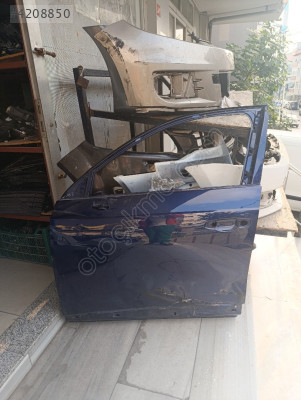 Audi q3 sol ön kapı orjinal çıkma parça