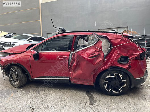 KİA SPORTAGE SOL ÖN KAPI SÖKME