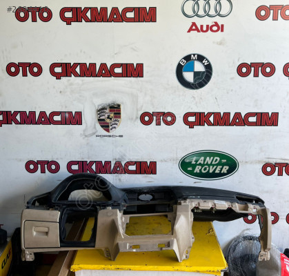 Bmw 5 Serisi F10 Modeli İçin Oto Çıkma Torpido Kapağı