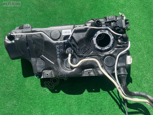 SKODA KAROQ YAKIT DEPOSU