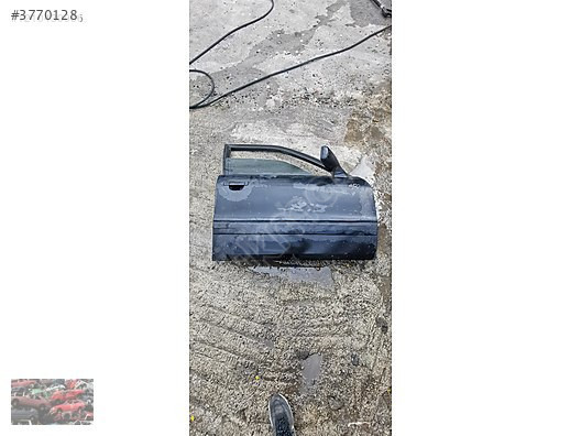 AUDİ A80 SAĞ ÖN KAPI
