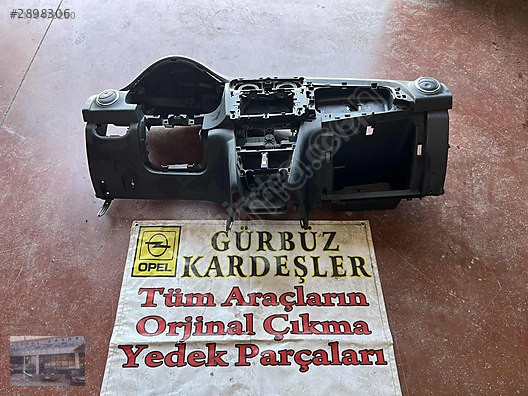 DACİA SANDERO STEPWAY GÖĞÜS ÇIKMA