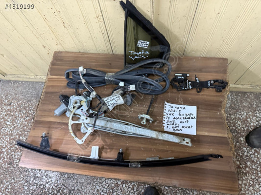 TOYOTA YARİS SAĞ ÖN KAPI CAM DİREĞİ 2012-2016 MODEL