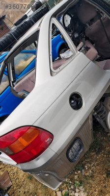 OPEL ASTRA F SEDAN SAĞ ARKA ÇAMURLUK.OTO ERKAN ÜNYE