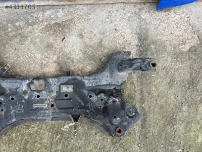 HYUNDAİ İ20 2014-2020 MOTOR TRAVERS ORİJİNAL ÇIKMA