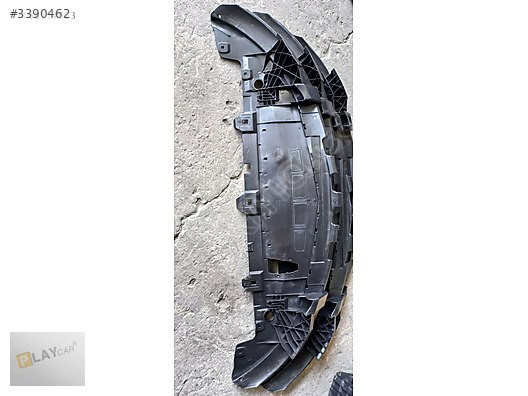 A1768850136 MERCEDES CLA A KASA AMG tampon alt muhafaza yarasa