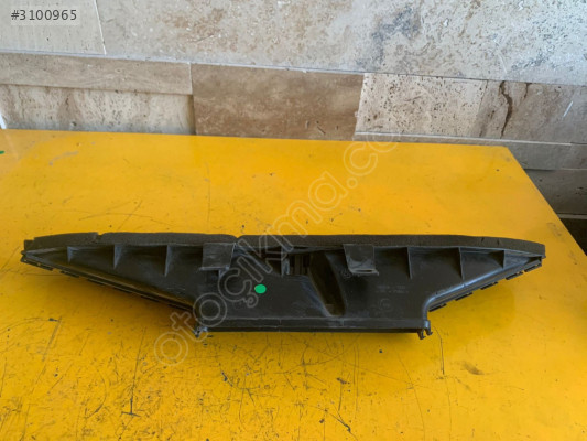 VOLKSWAGEN PASSAT KALORİFER ORTA YÖNLENDİRİCİ 3C1-819-063-B