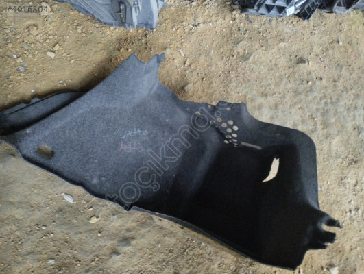 Volkswagen Jetta bagaj döşemesi