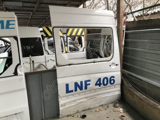 VOLKSWAGEN CRAFTER 2017 2025 SAĞ SÜRGÜLÜ KAPI 7C0843108E