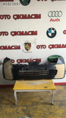 Nissan Micra İçin Çıkma Ön Tampon Parçası