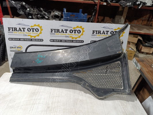 3G1819404 VW PASSAT B8 ÖN CAM IZGARASI SAĞ