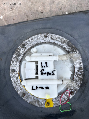 2015 linea 1.3 mtj yakıt pompası