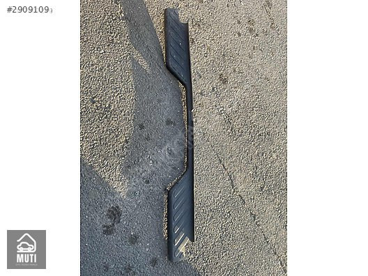 Nissan Navara Orjinal Arka Tampon Üst Bakaliti 05-10 ÇIKMA