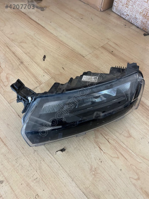 Dacia Sprıng çıkma orjınal ön sol gündüz ledi